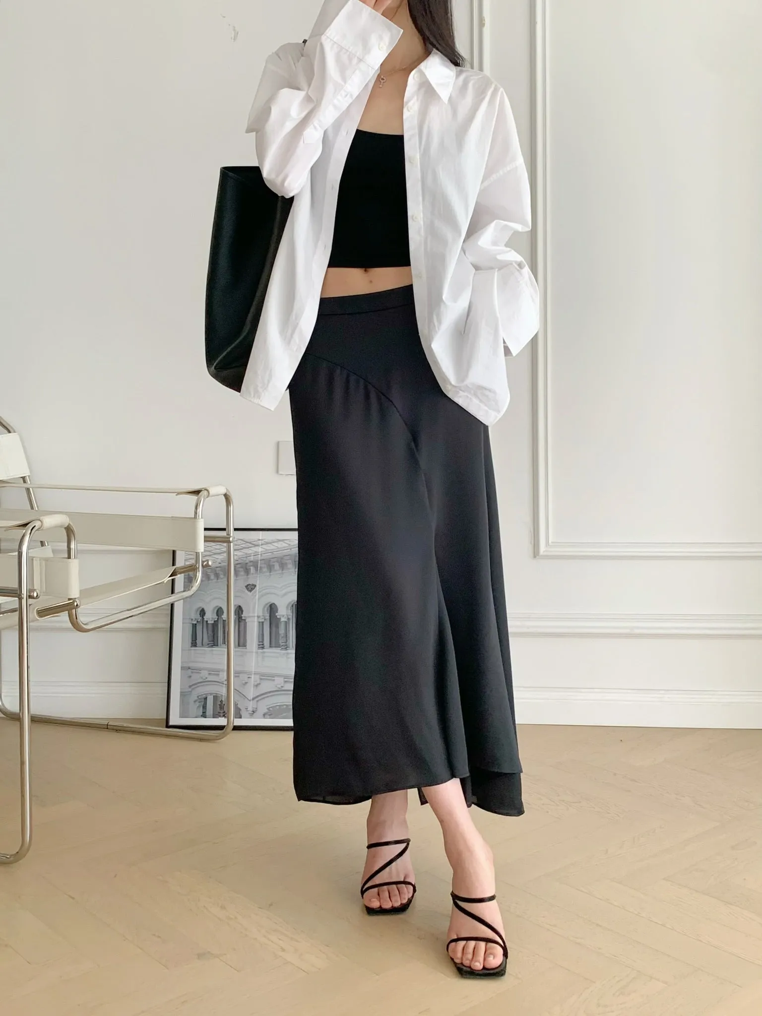 Asymmetric Side-slit Flared Skirt