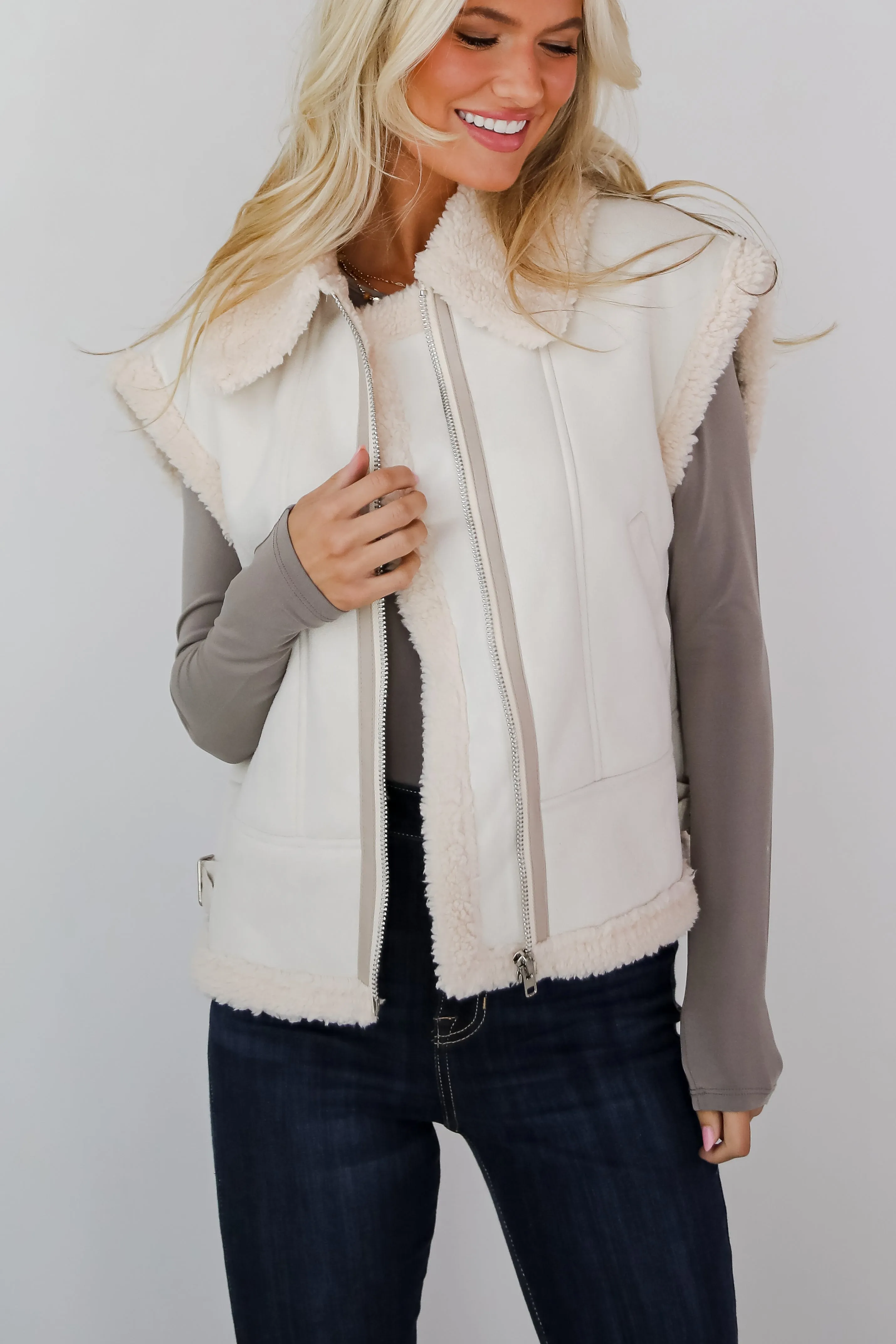 Poised Season Cream Sherpa Vest